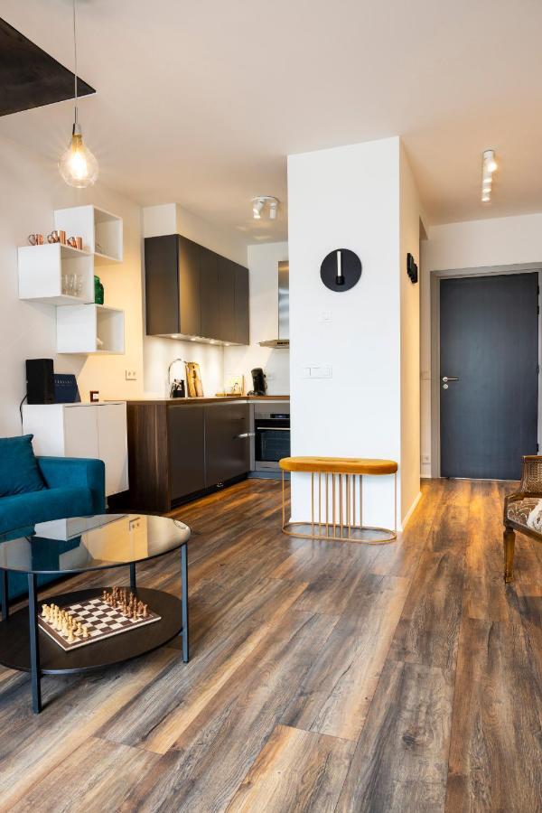 Апартаменты Loft-Style Duplex With Balcony In Downtown Рейкьявик Экстерьер фото