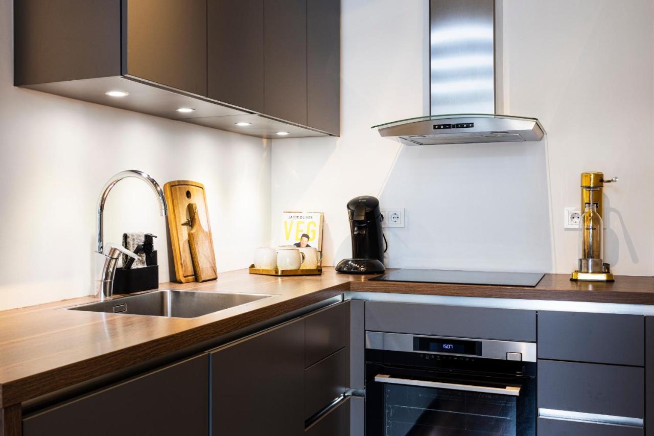 Апартаменты Loft-Style Duplex With Balcony In Downtown Рейкьявик Экстерьер фото